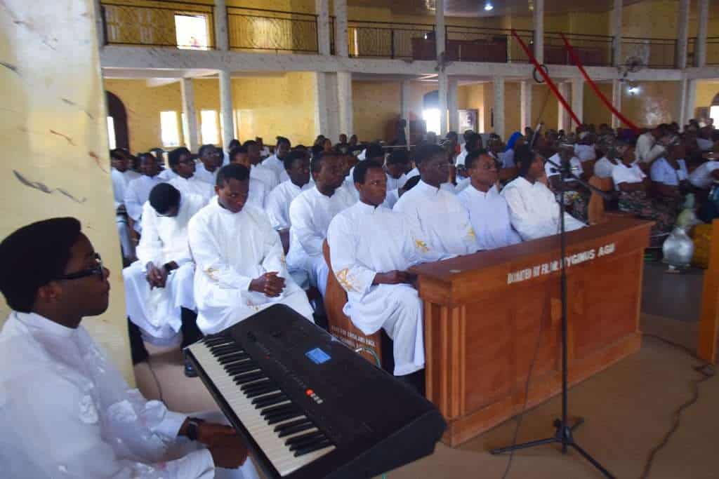 Seat pf Wisdom Seminary Choir at the Month's Mind Mass of Msgr. Josaphat Obiajunwa